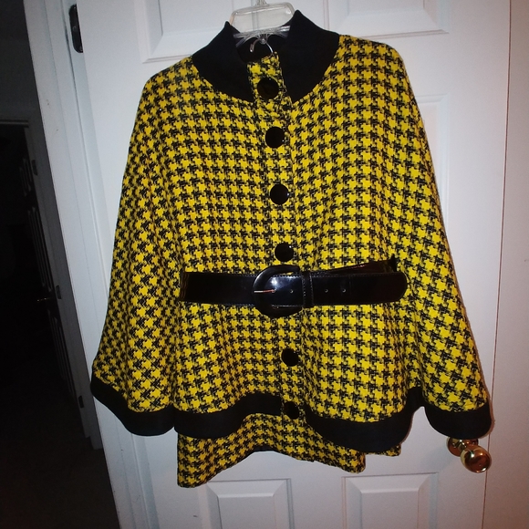 Zoda Dresses & Skirts - "HOST PICK",Zoda 2 pc Caped Hounds Tooth Suit.